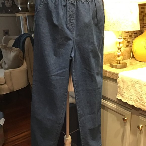 NWT Alia Straight Leg Jeans with elastic waist and side pockets Size 14 - Picture 1 of 4